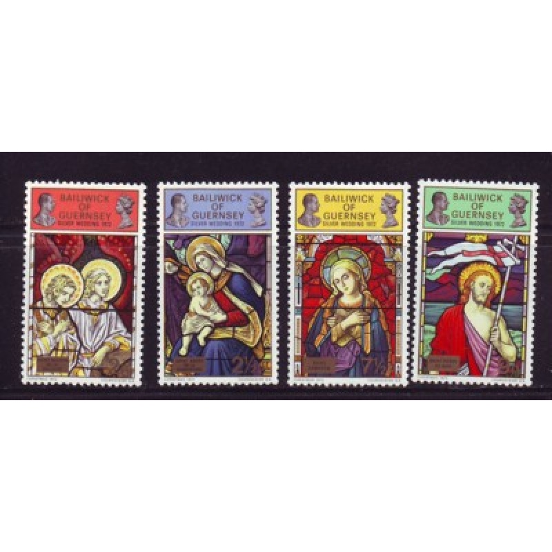 Guernsey Sc 73-76 1972 Christmas & Silver Wedding QE II stamp set mint NH