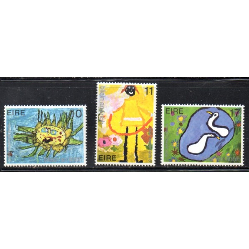 Ireland Sc 453-455 1979 Children's Art stamp set mint NH